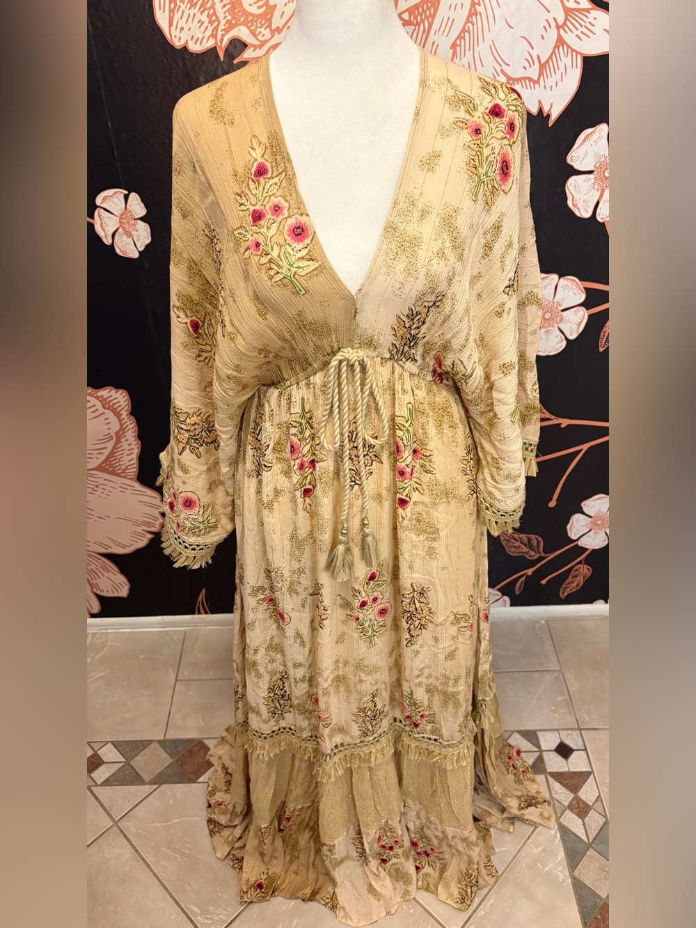 NWT Romantic Golden Champagne Butterfly Sleeve Maxi Dress - Picture 5 of 14